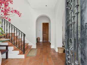 2370 Bolsover Street, Houston TX 77005
