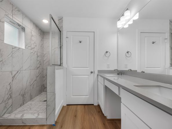 1222 E 33rd Street, Houston TX 77022