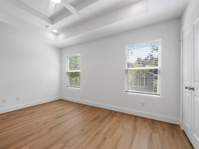 1222 E 33rd Street, Houston TX 77022