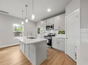 1222 E 33rd Street, Houston TX 77022