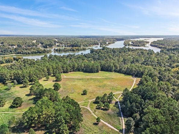 4717 Glencastle Court, Kingwood TX 77345