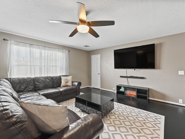 4717 Glencastle Court, Kingwood TX 77345