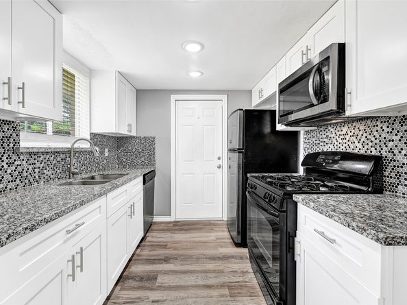 6407 Deirdre Anne Drive, Houston TX 77088