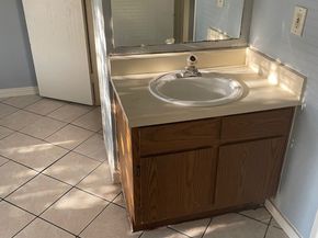 12660 Ashford Point Drive 413, Houston TX 77082