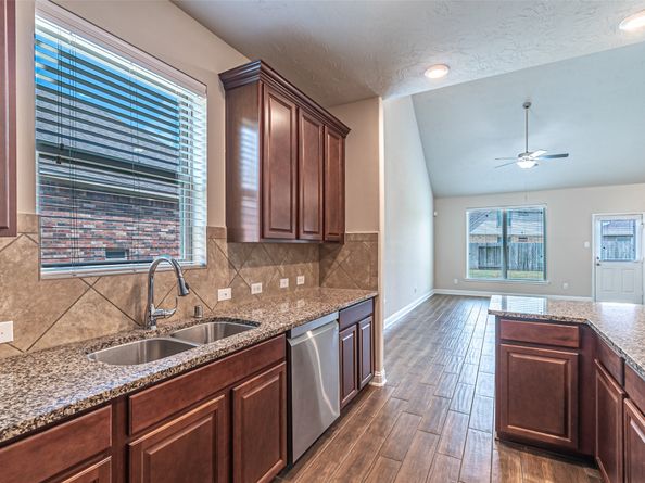 21011 Creekside Mill Way, Cypress TX 77433