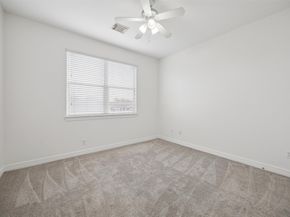 3322 Garden Crest Lane, Houston TX 77018