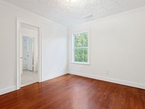 8502 Detroit Street D, Houston TX 77017