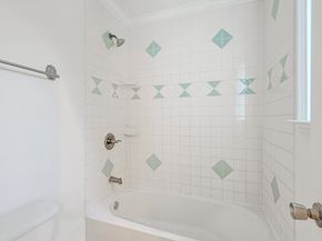 8502 Detroit Street D, Houston TX 77017