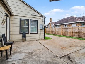 7812 Scanlock Street, Houston TX 77012