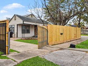 7812 Scanlock Street, Houston TX 77012