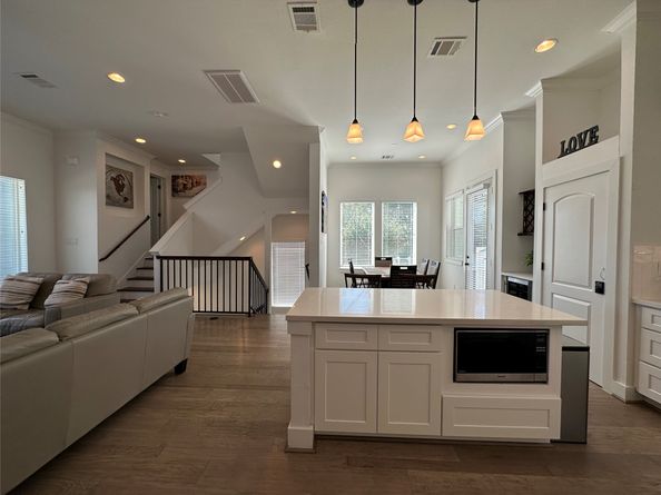 2714 Nagle Street, Houston TX 77004