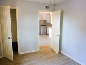 909 Yorkshire st Street 8, Houston TX 77022