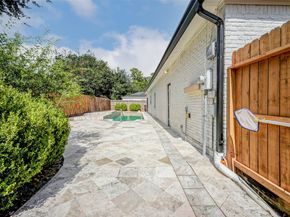 10118 Briar Rose Drive, Houston TX 77042