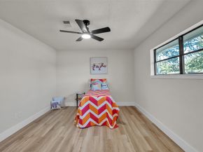 5502 Hewitt Dr Drive, Houston TX 77092