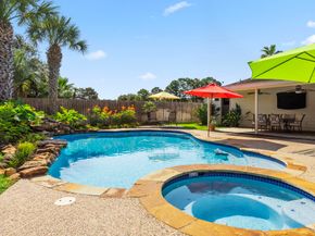 16107 Garden Hill Lane, Houston TX 77095