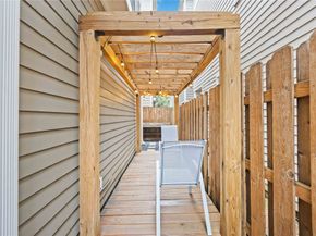 2435 Charleston Street C, Houston TX 77021