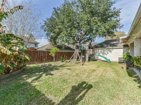 19711 Powerscourt Drive, Humble TX 77346