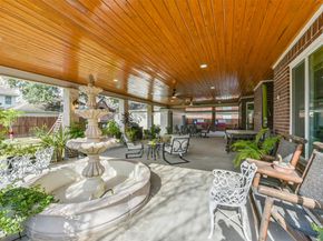 19711 Powerscourt Drive, Humble TX 77346