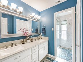 19711 Powerscourt Drive, Humble TX 77346