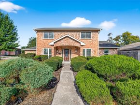 346 Ballantrae Lane, Houston TX 77015