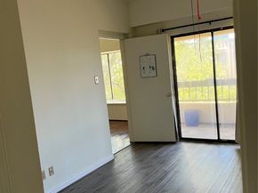 2211 S Braeswood Boulevard 23B, Houston TX 77030