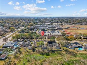 15514 Diana Lane, Houston TX 77062