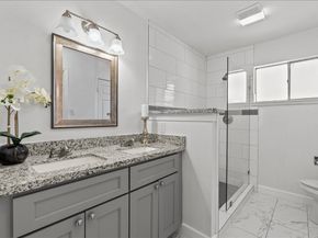 15514 Diana Lane, Houston TX 77062