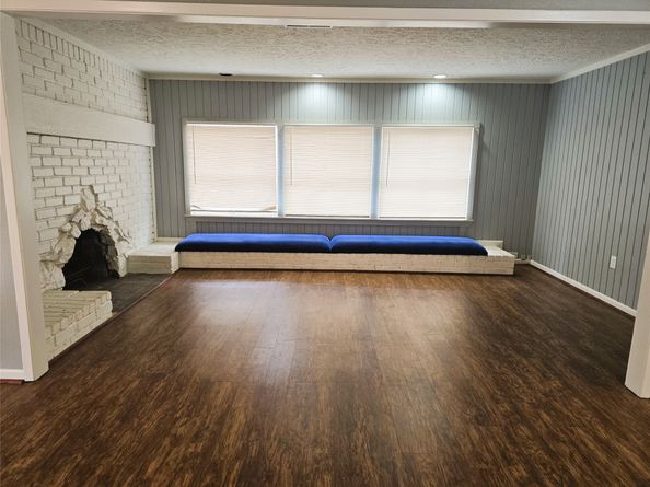 1508 N Roberson Street, Conroe TX 77301