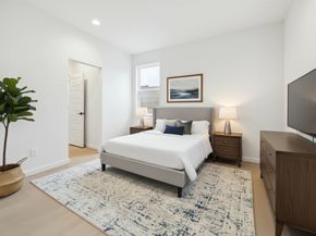 817 Thornton Road F, Houston TX 77018