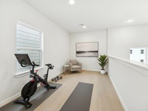 817 Thornton Road F, Houston TX 77018