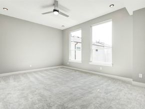 5522 Kiam Street A, Houston TX 77007