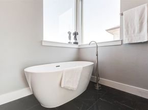 5522 Kiam Street A, Houston TX 77007