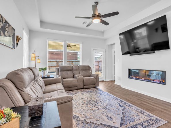 2818 Bluebonnet Ridge Drive, Conroe TX 77304