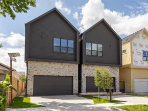 310 E 35th Street, Houston TX 77018
