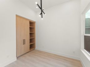 310 E 35th Street, Houston TX 77018