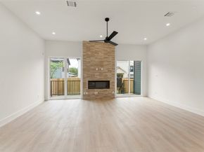 310 E 35th Street, Houston TX 77018