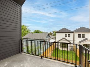 310 E 35th Street, Houston TX 77018
