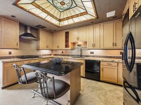 121 N Post Oak Lane 505, Houston TX 77024