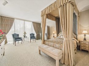 121 N Post Oak Lane 505, Houston TX 77024