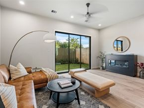 3925 Willowbend Point Drive, Houston TX 77025