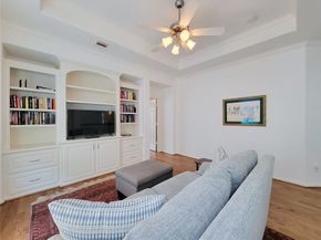 3002 Royal Oaks Crest, Houston TX 77082