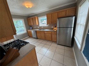 500 Fairbanks Street, Houston TX 77009