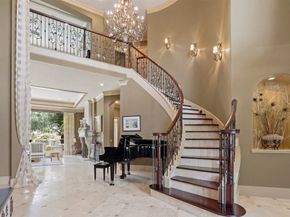 19 Miramar Heights Circle, Sugar Land TX 77479