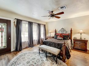 2330 Glen Haven Boulevard, Houston TX 77030
