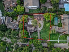 2330 Glen Haven Boulevard, Houston TX 77030