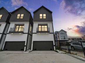 2426 Ella Boulevard, Houston TX 77008
