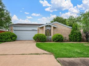 6351 Cambridge Glen Lane, Houston TX 77035