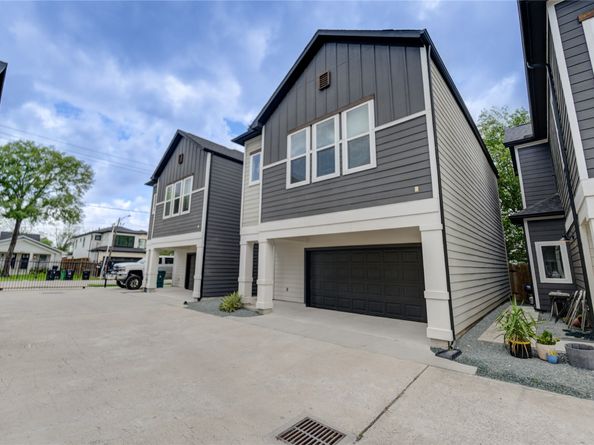 2534 Terry Street, Houston TX 77009