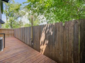 2534 Terry Street, Houston TX 77009