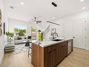 7130 Saint Augustine Street AB, Houston TX 77021